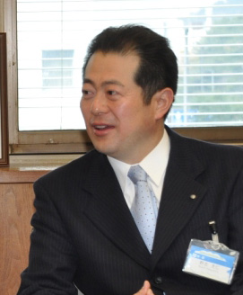 2012um